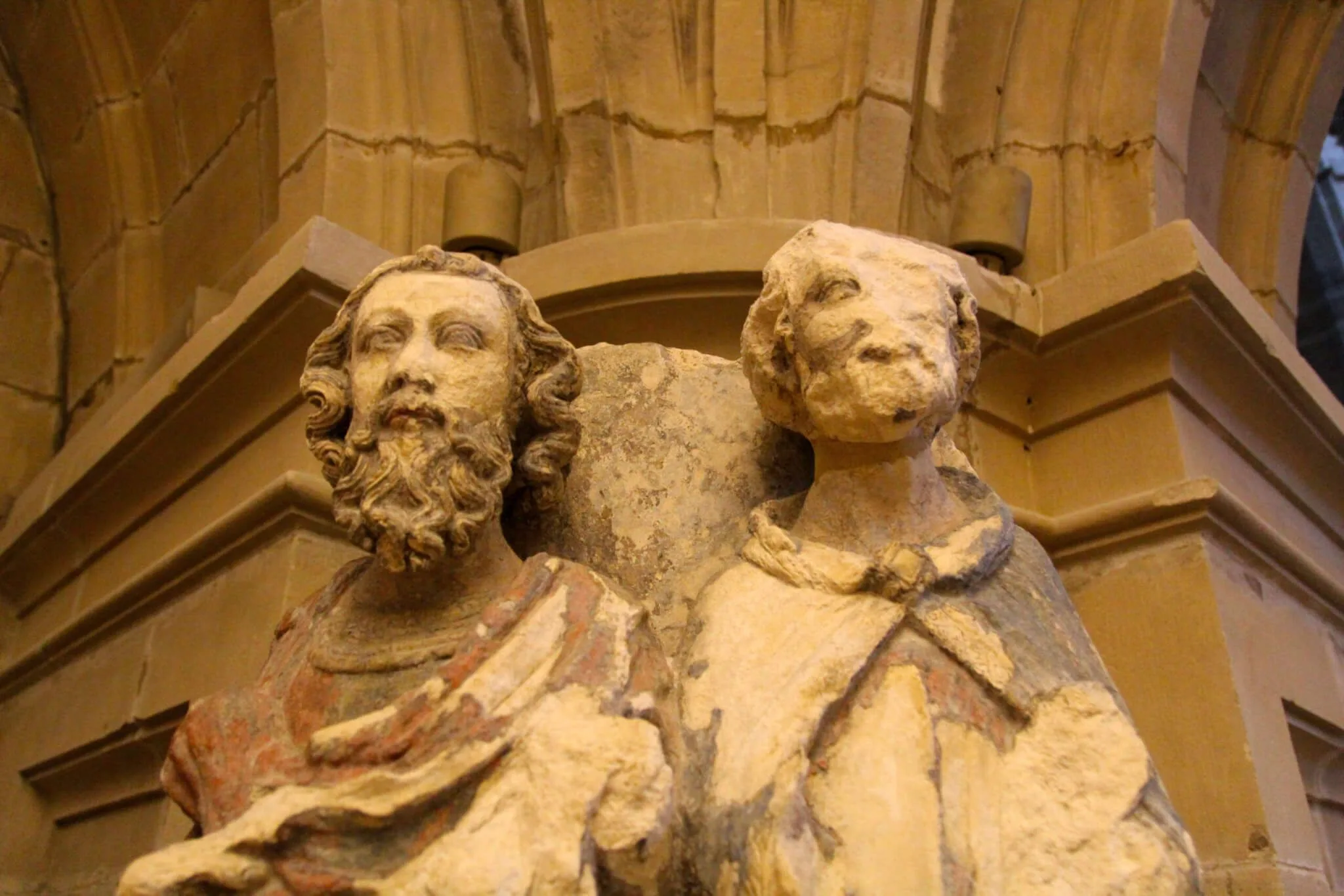 Escultura gótica de la iglesia de Santa María del Coro de San Sebastián.
