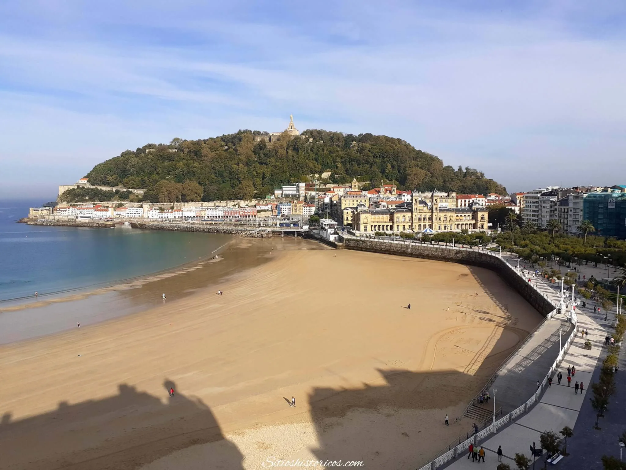 Secretos y curiosidades de Donostia-San Sebastián.