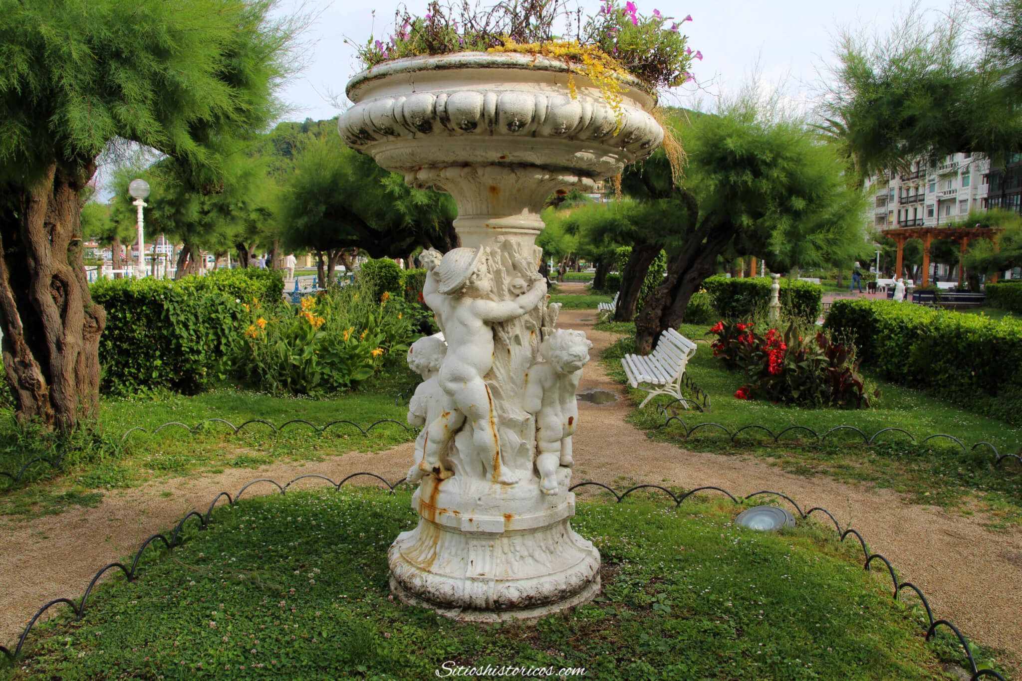 Secretos de los jardines de Alderdi Eder.