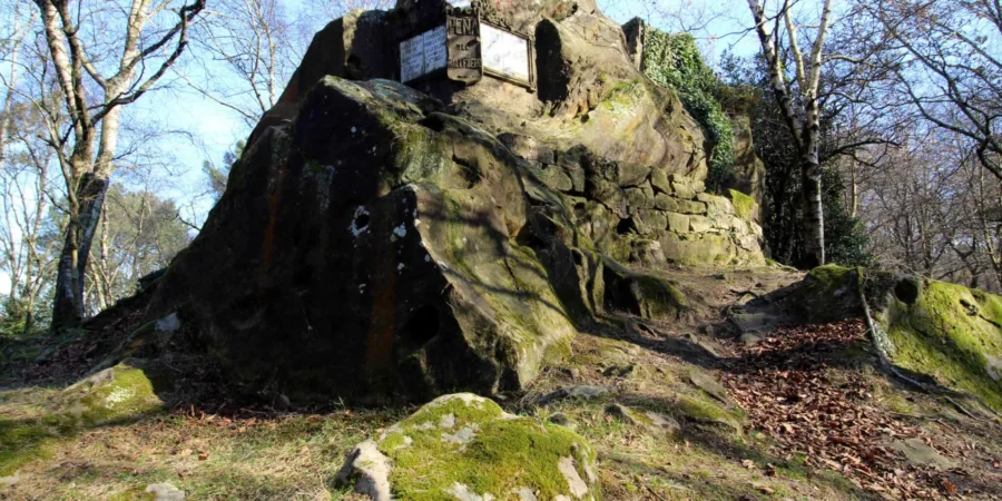 Peña de los balleneros del monte Ulía
