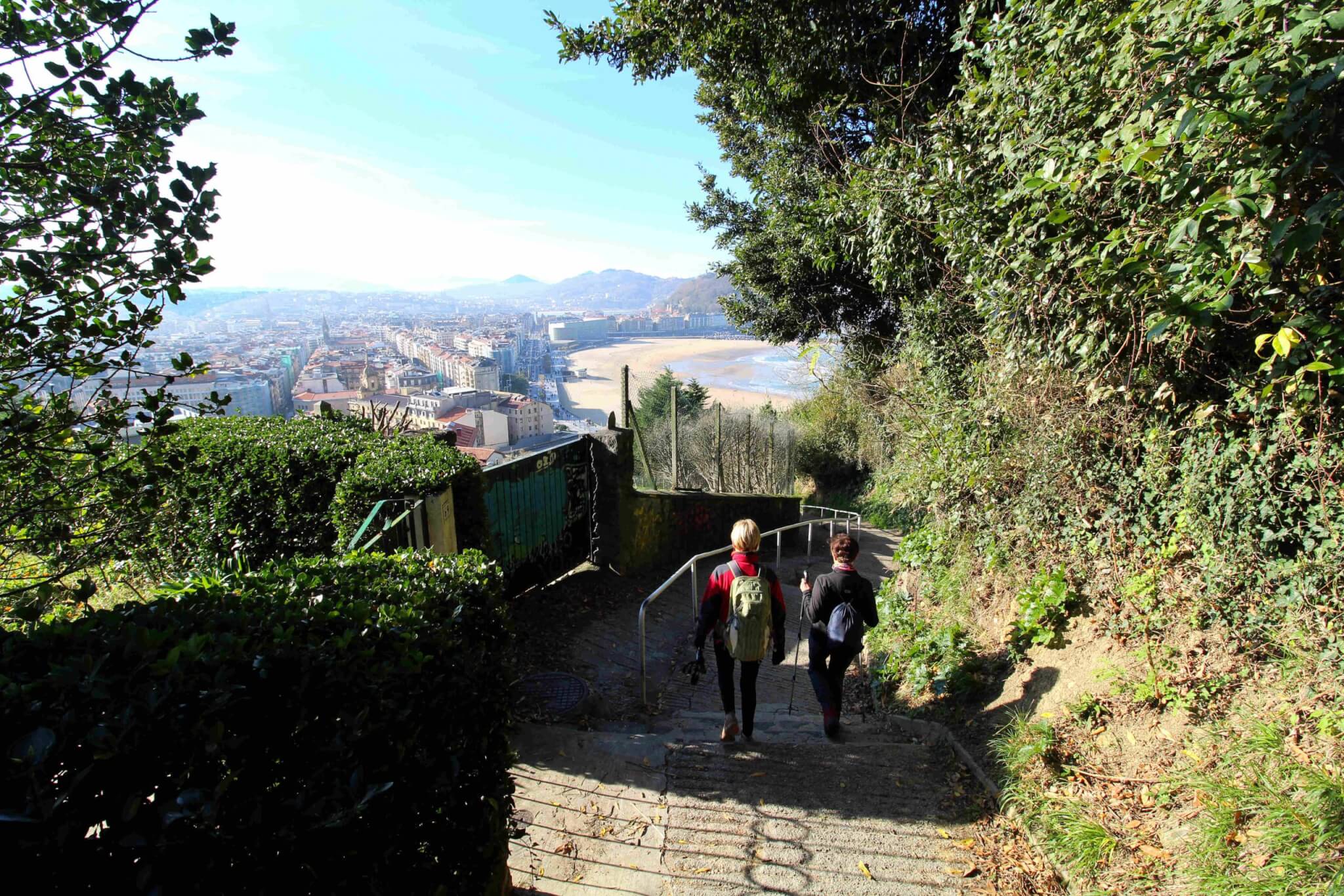 Senderos por el monte Ulía de Donostia-San Sebastián.