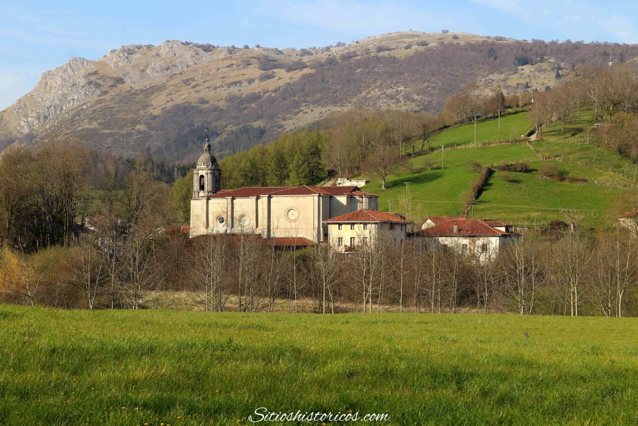 Bidania y el monte Hernio.