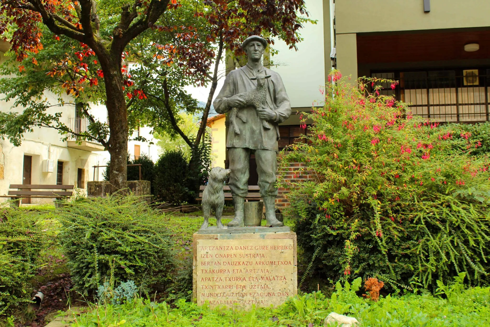 Monumento al pastor en Idiazabal