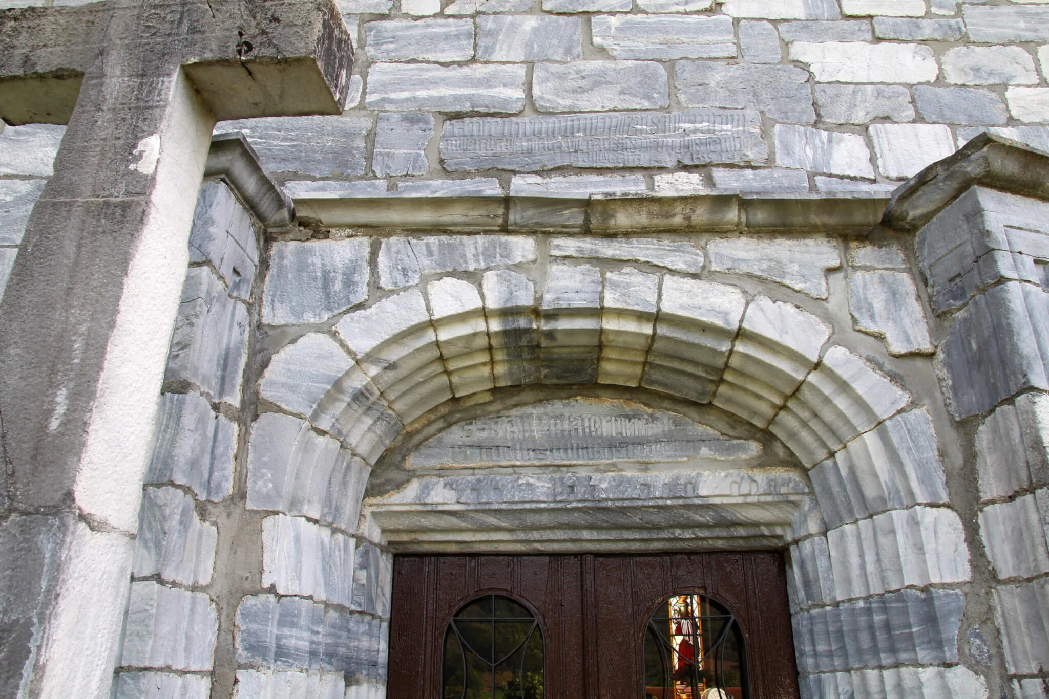 Iglesia de Yanci.