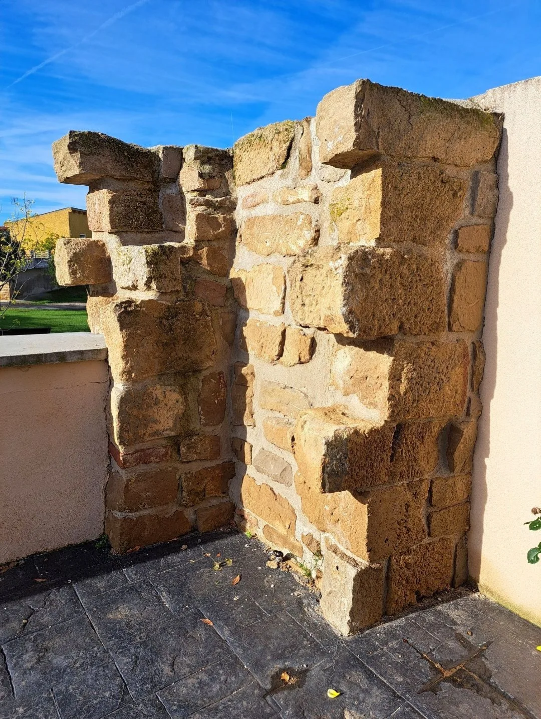 Muralla de Mélida