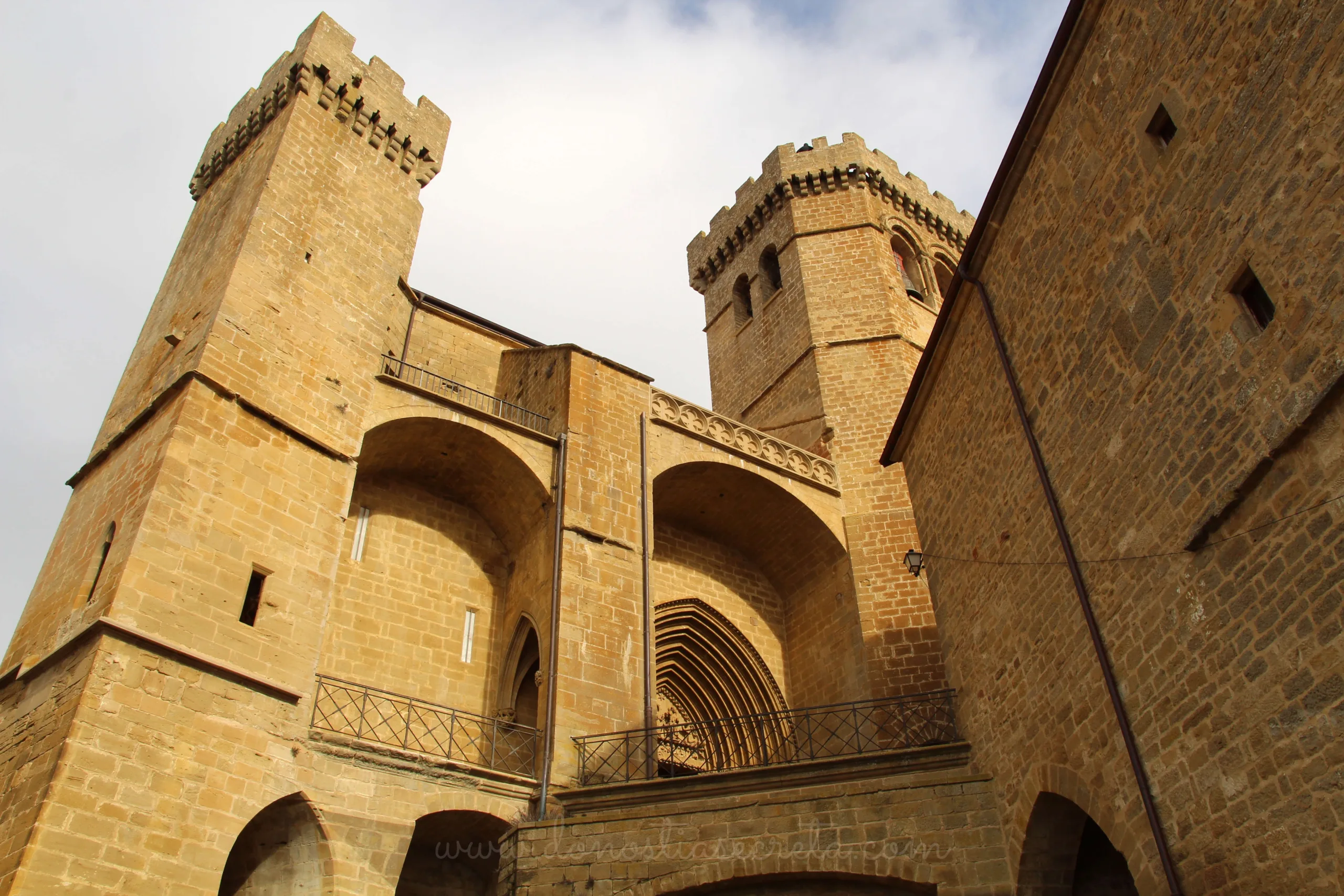 Uxue pueblos con encanto Navarra