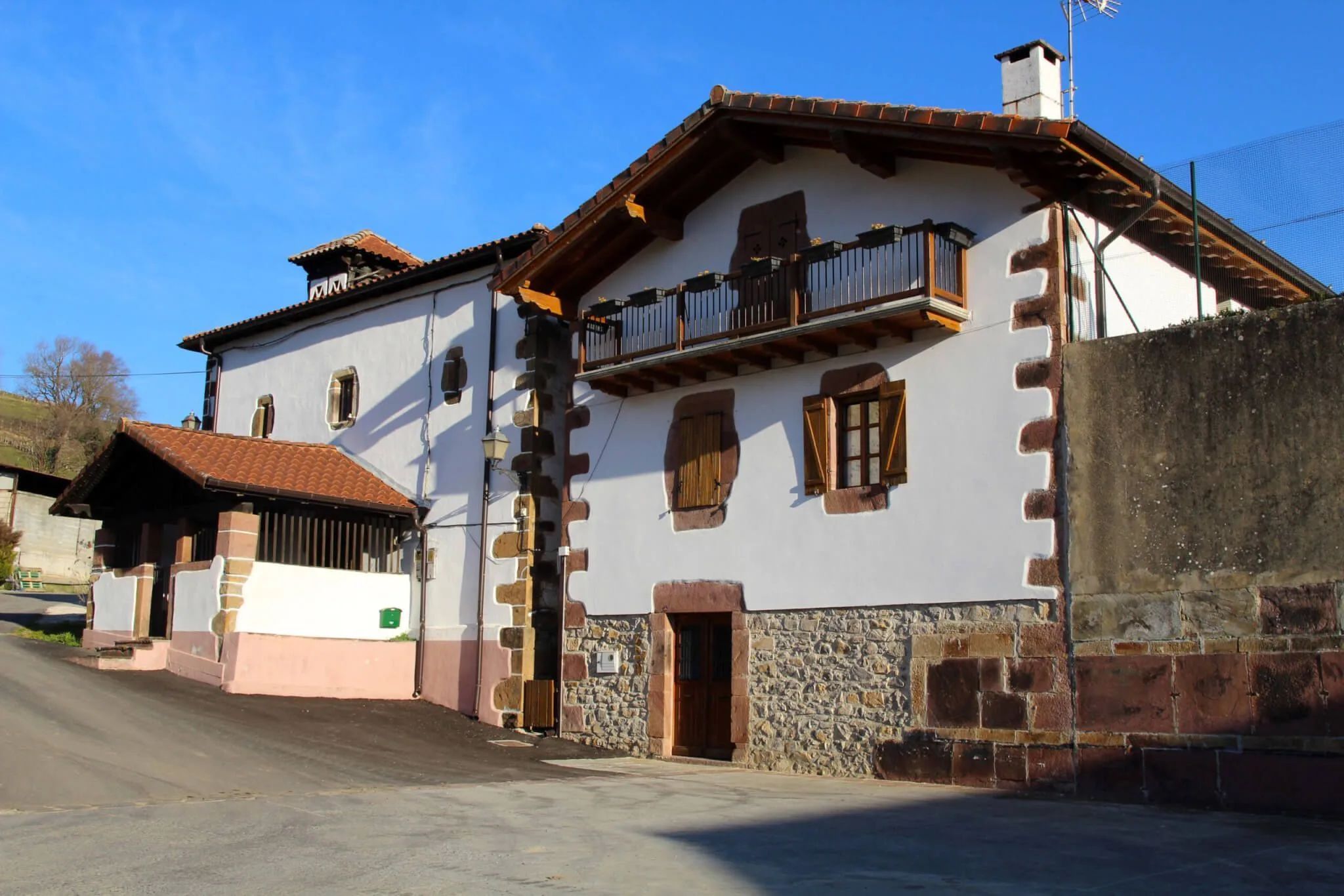 Ermita Santos Justos y Pastor de Zozaia.