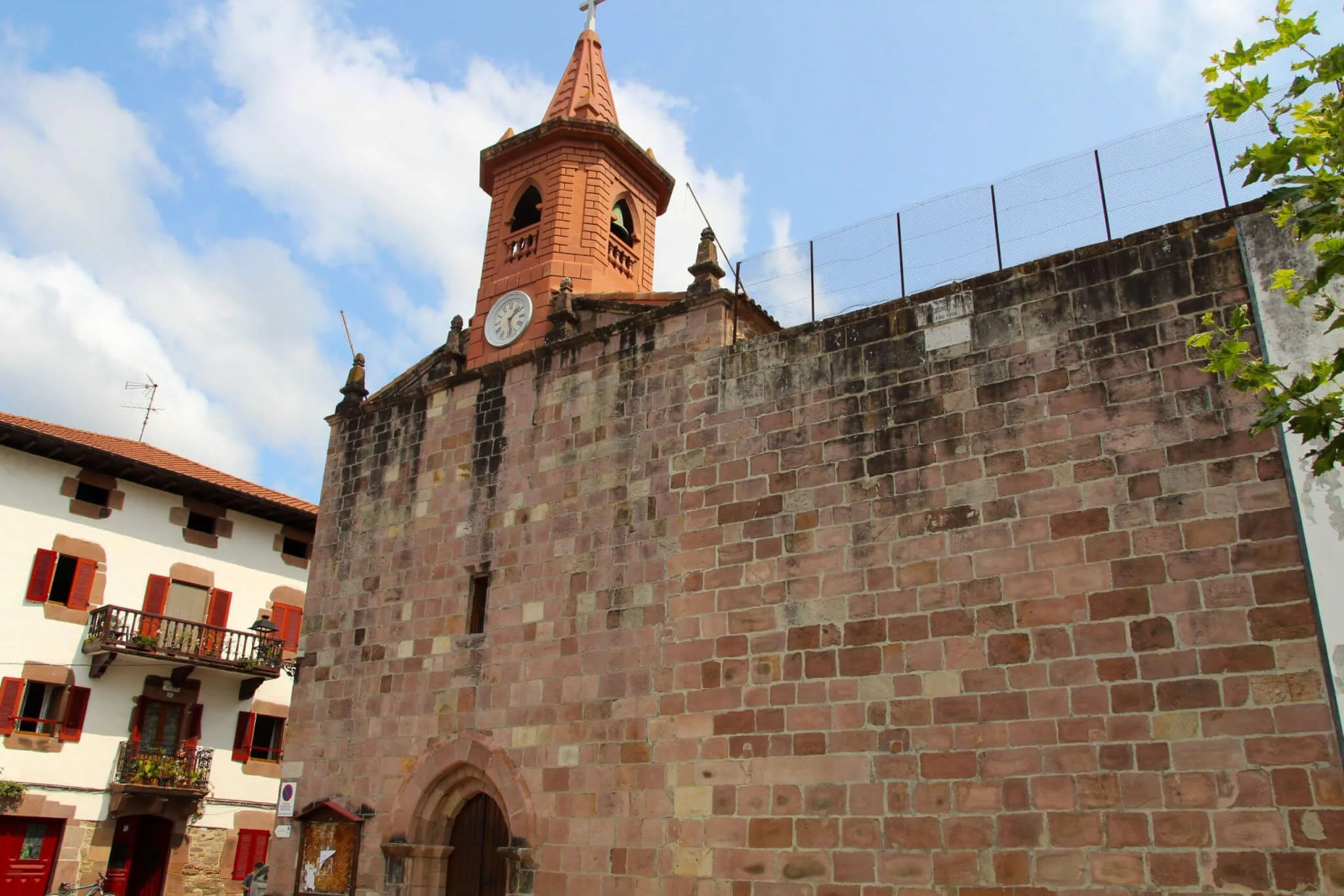 Iglesia de Santa Catalina de Legasa