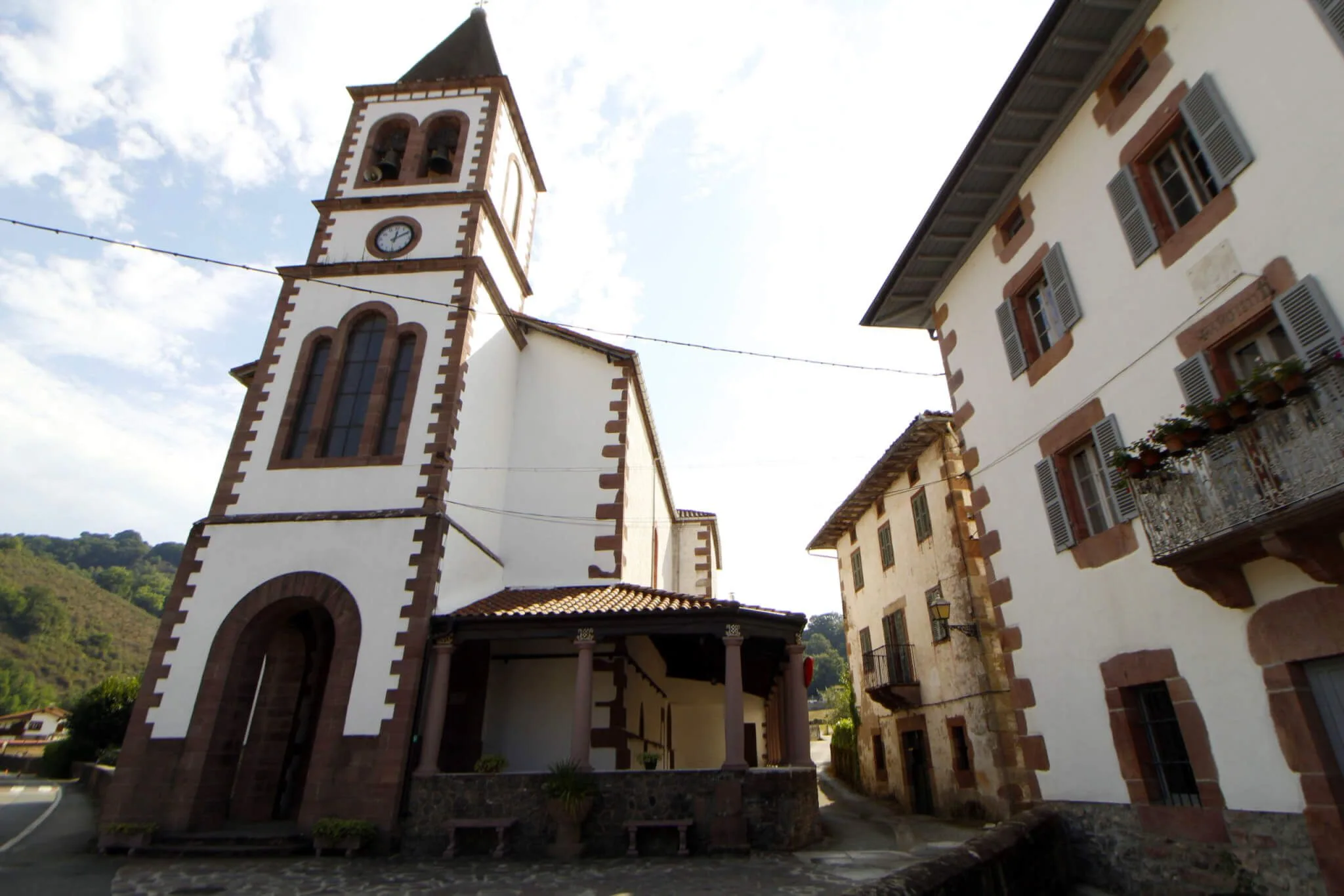 Iglesia Asunción Oronoz-Mugaire