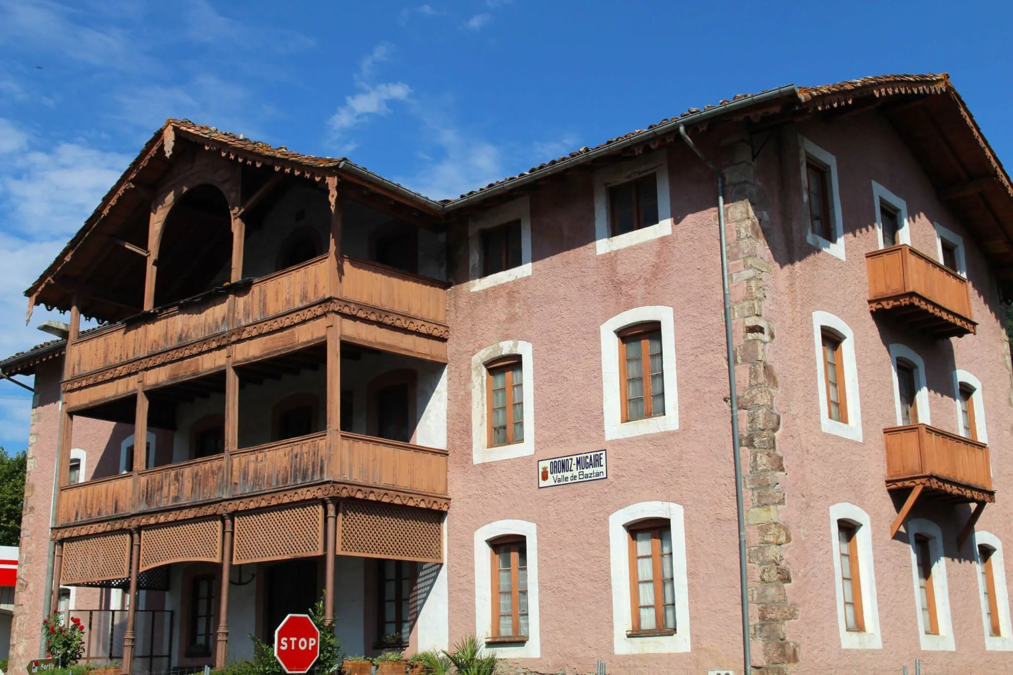 Oronoz-Mugaire