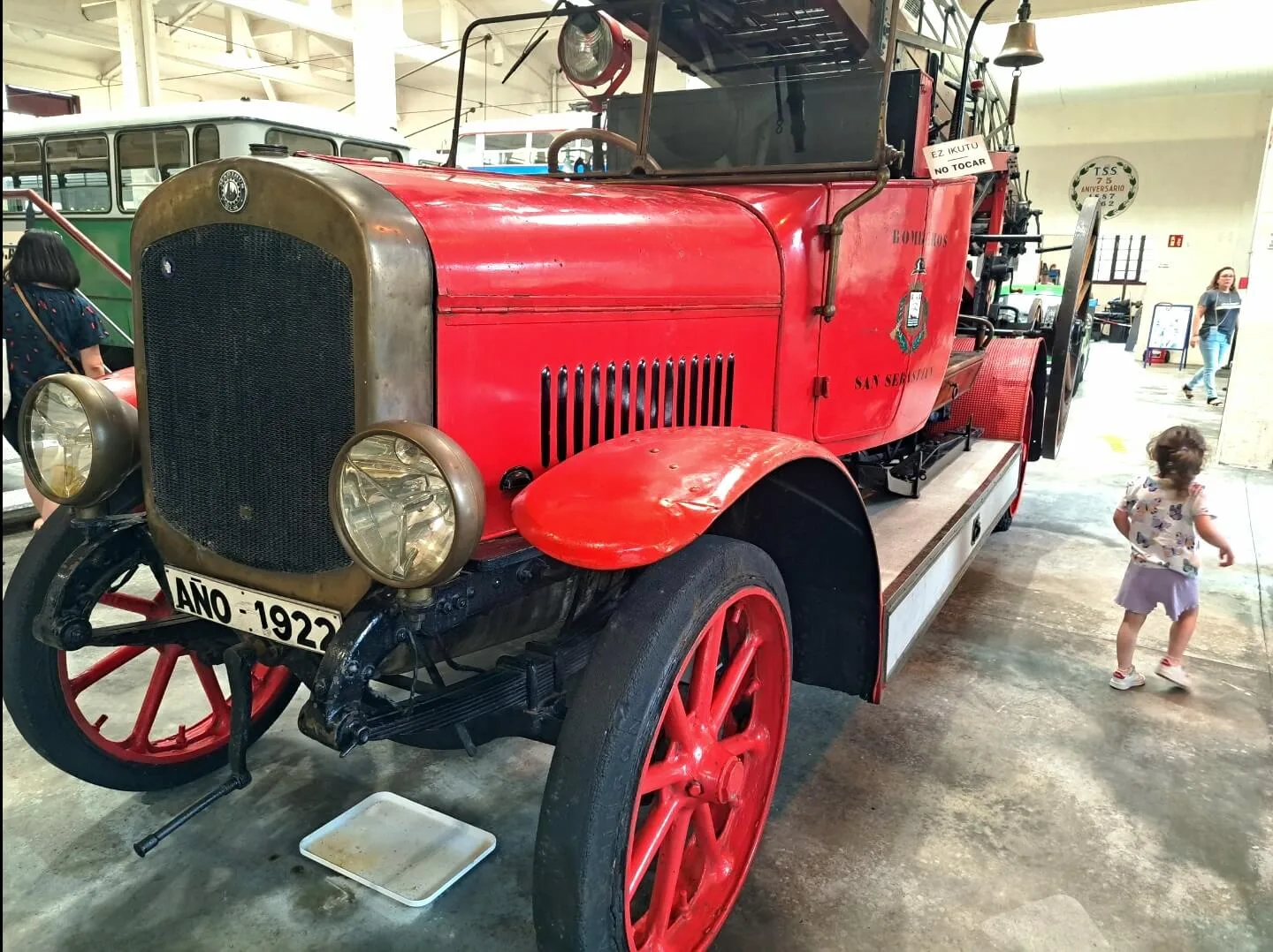 Antiguo Camión bomberos San Sebastián