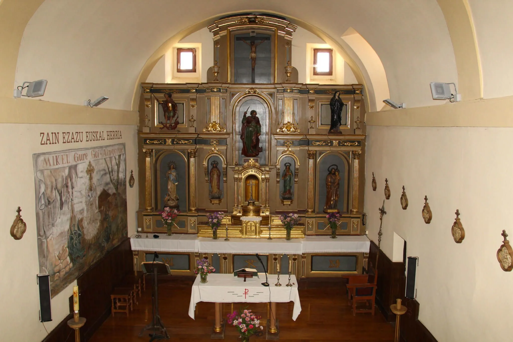 Interior de la Parroquia San Bartolomé de Gorriti