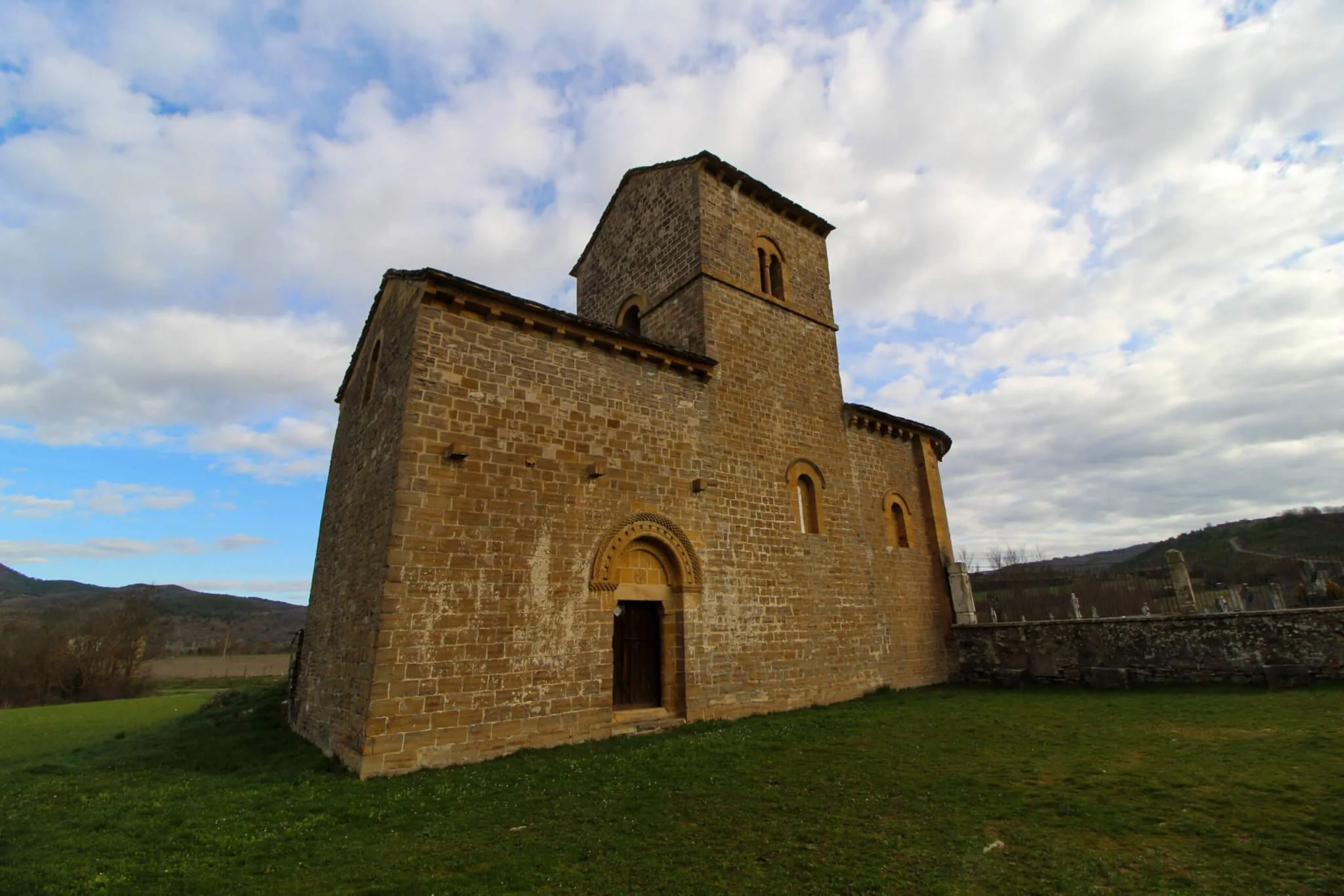 Ermita de Santa Maria de Navascués
