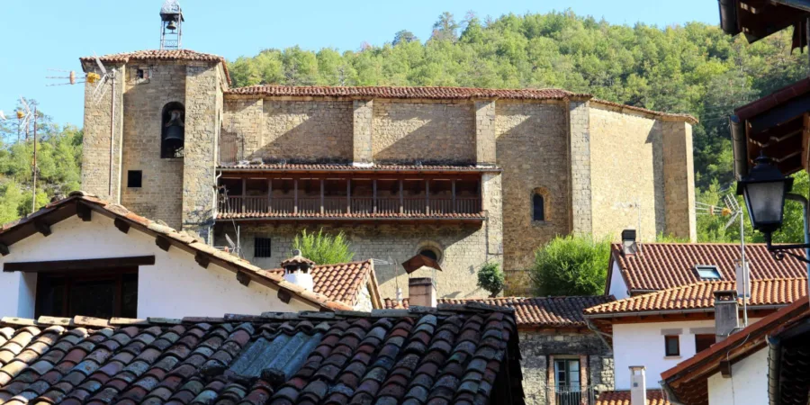 Iglesia de Santiago de Garde.
