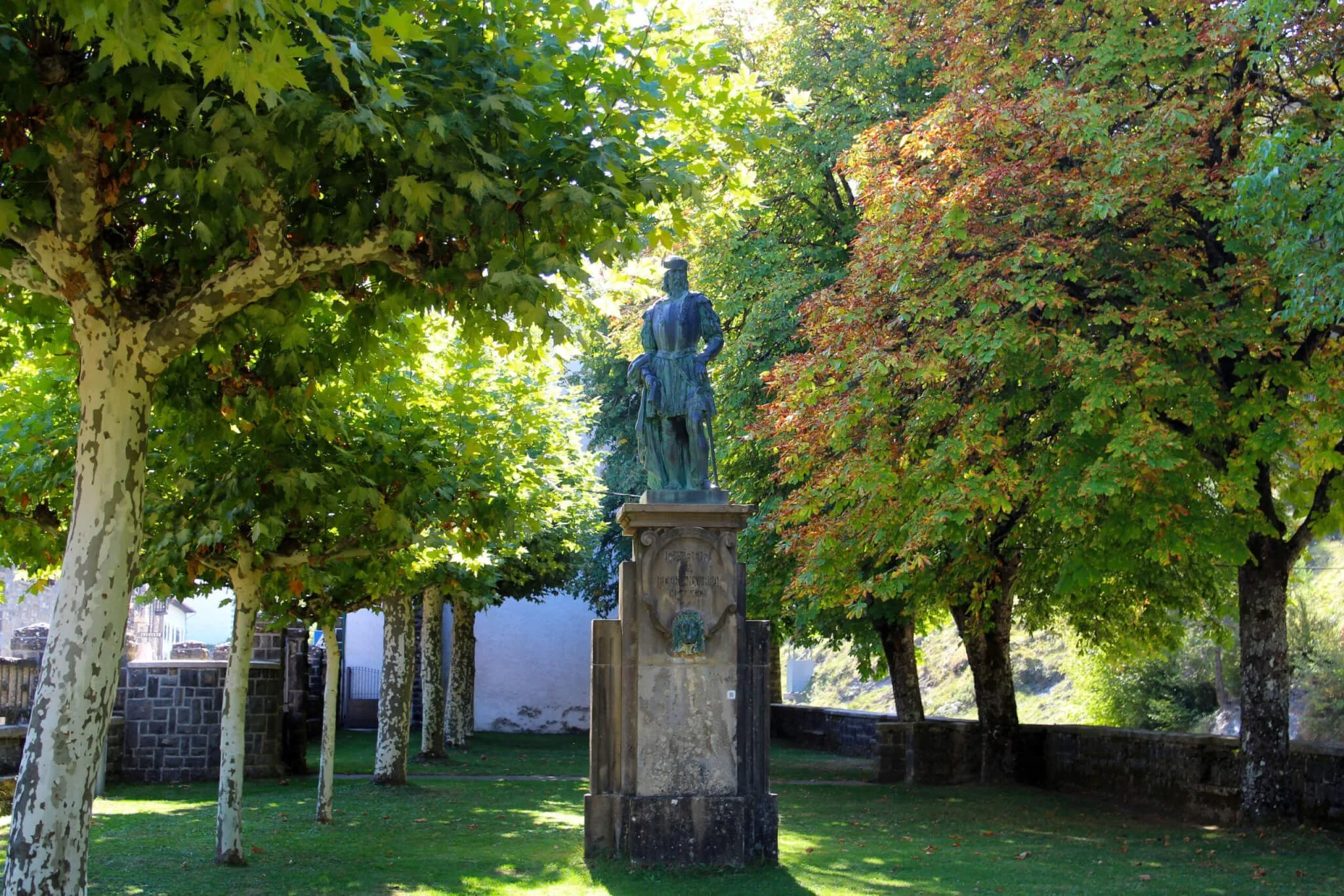 Estatua Conde de Oliveto