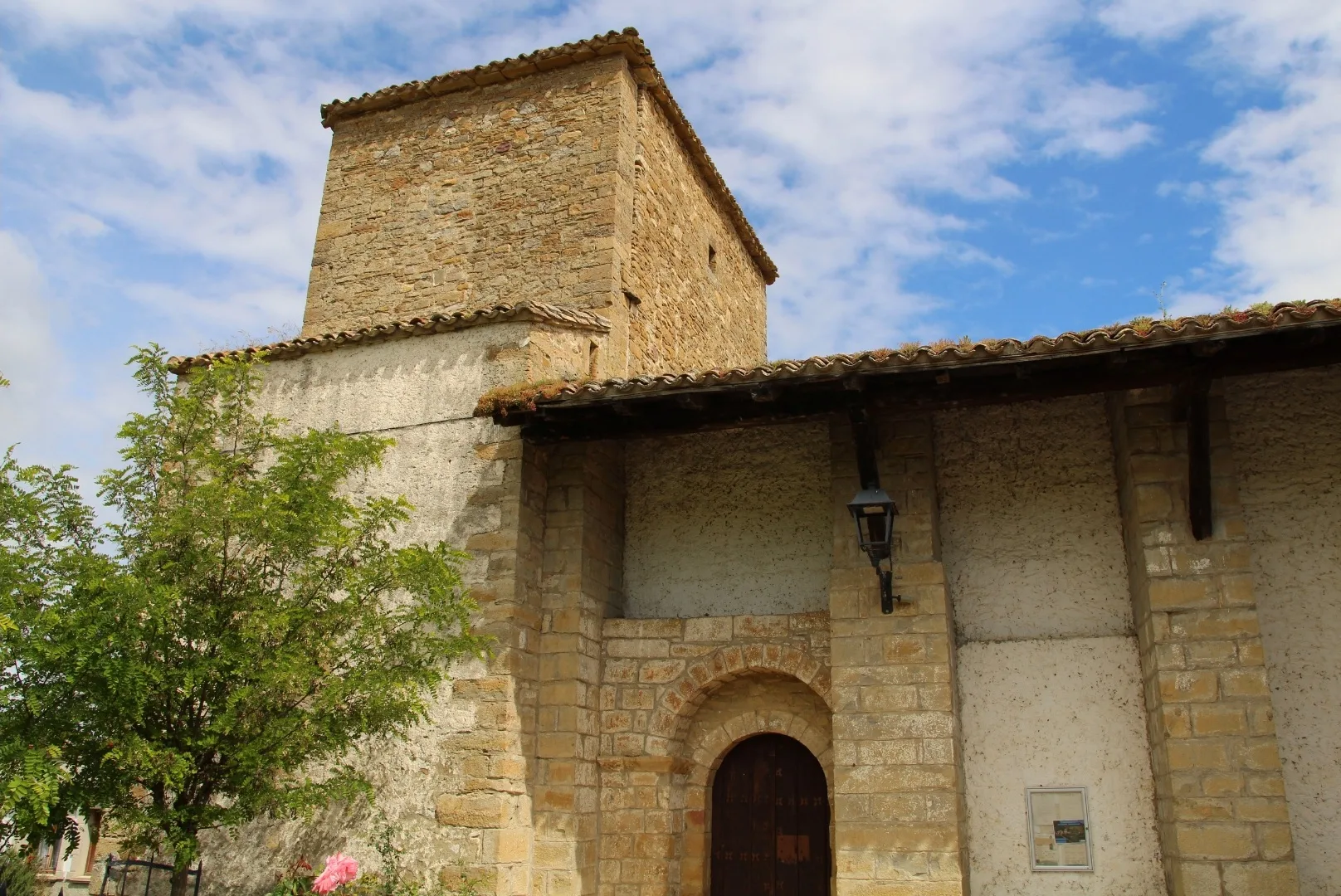 Iglesia de la Purificación de Rípodas.