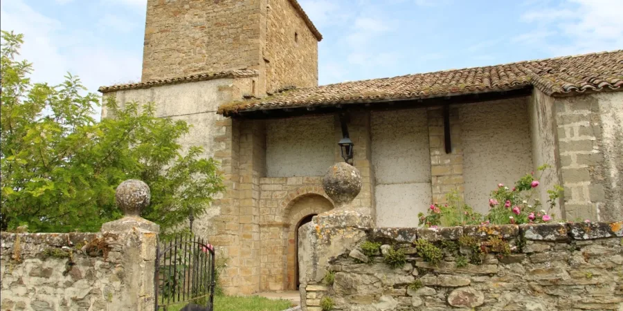 Iglesia parroquial de Ripodas