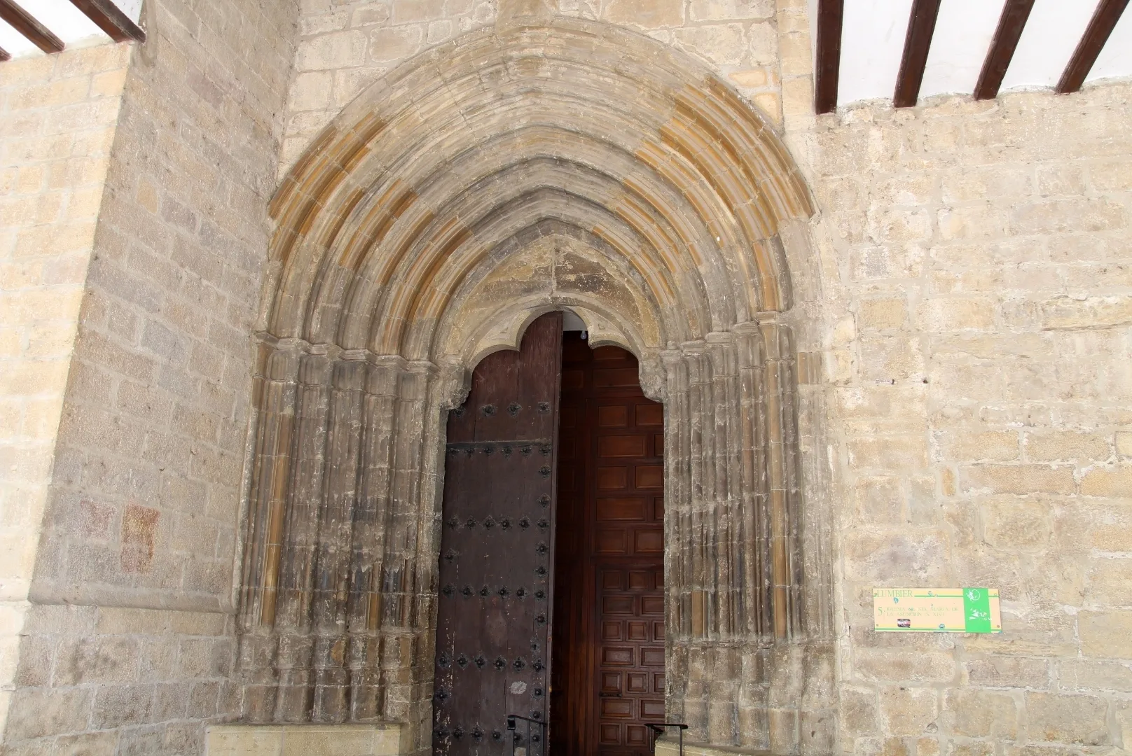 Iglesia de Lumbier