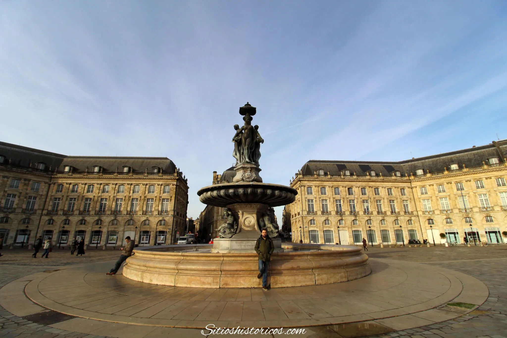 Fuente Plaza de la Bolsa Burdeos