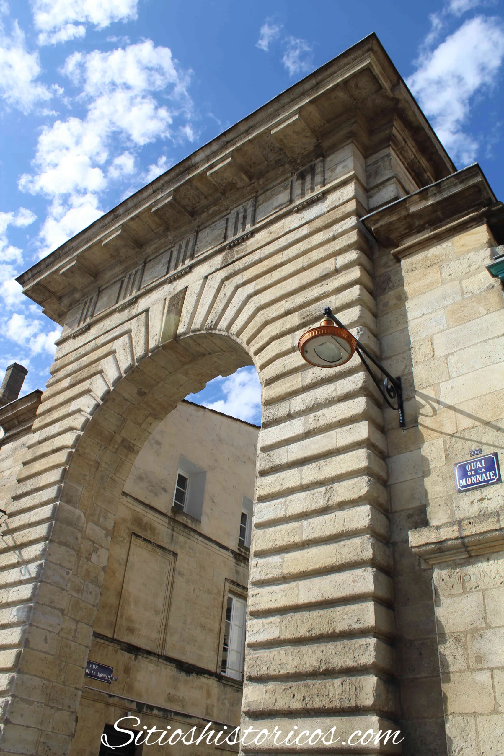 Porte de la Monnaie Burdeos