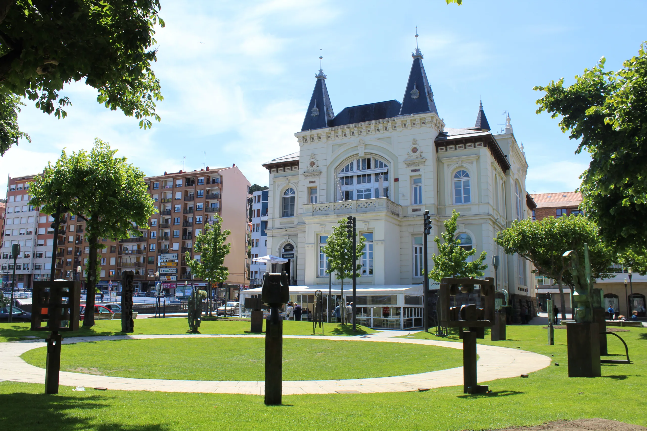 Parque Lamera y Casino de Bermeo