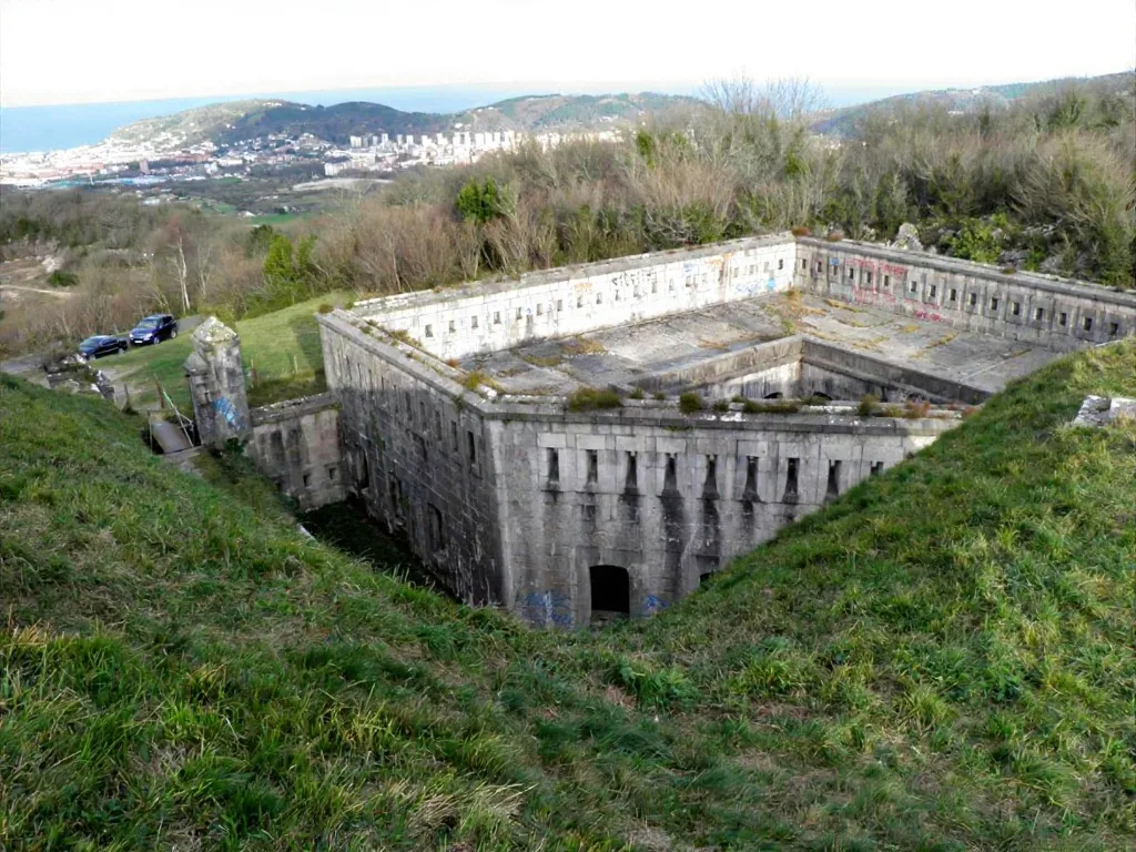 Fuerte de Txoritokieta Errenteria