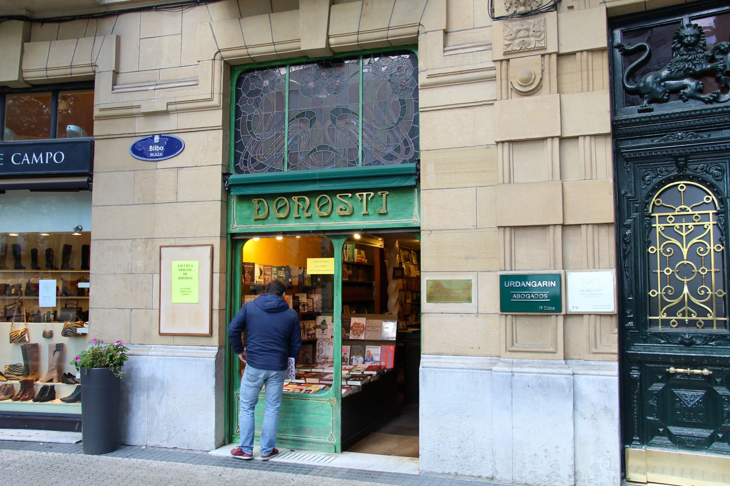 Librería Donosti Plaza Bilbao